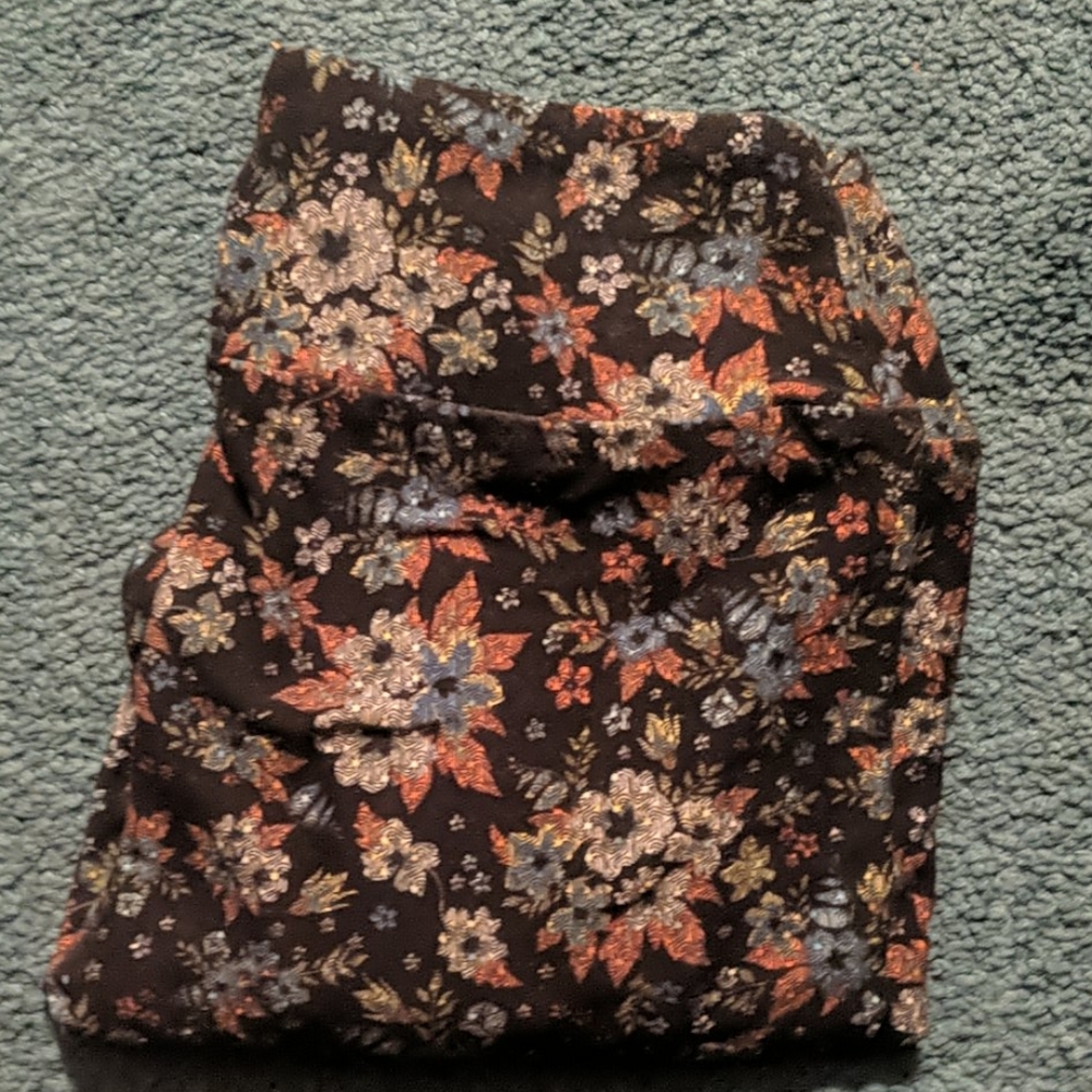 OS Lularoe leggings